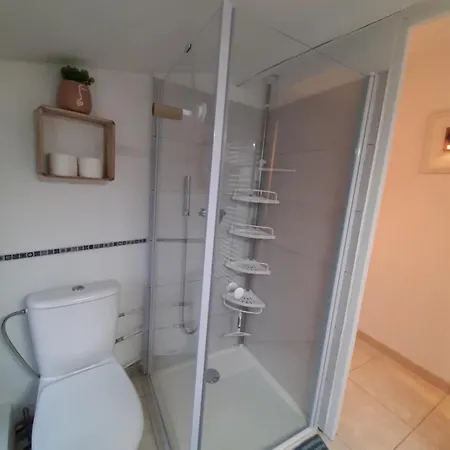 Un Nid Sur Les Toits Avec Terrasse Appartement Apt Buitenkant foto