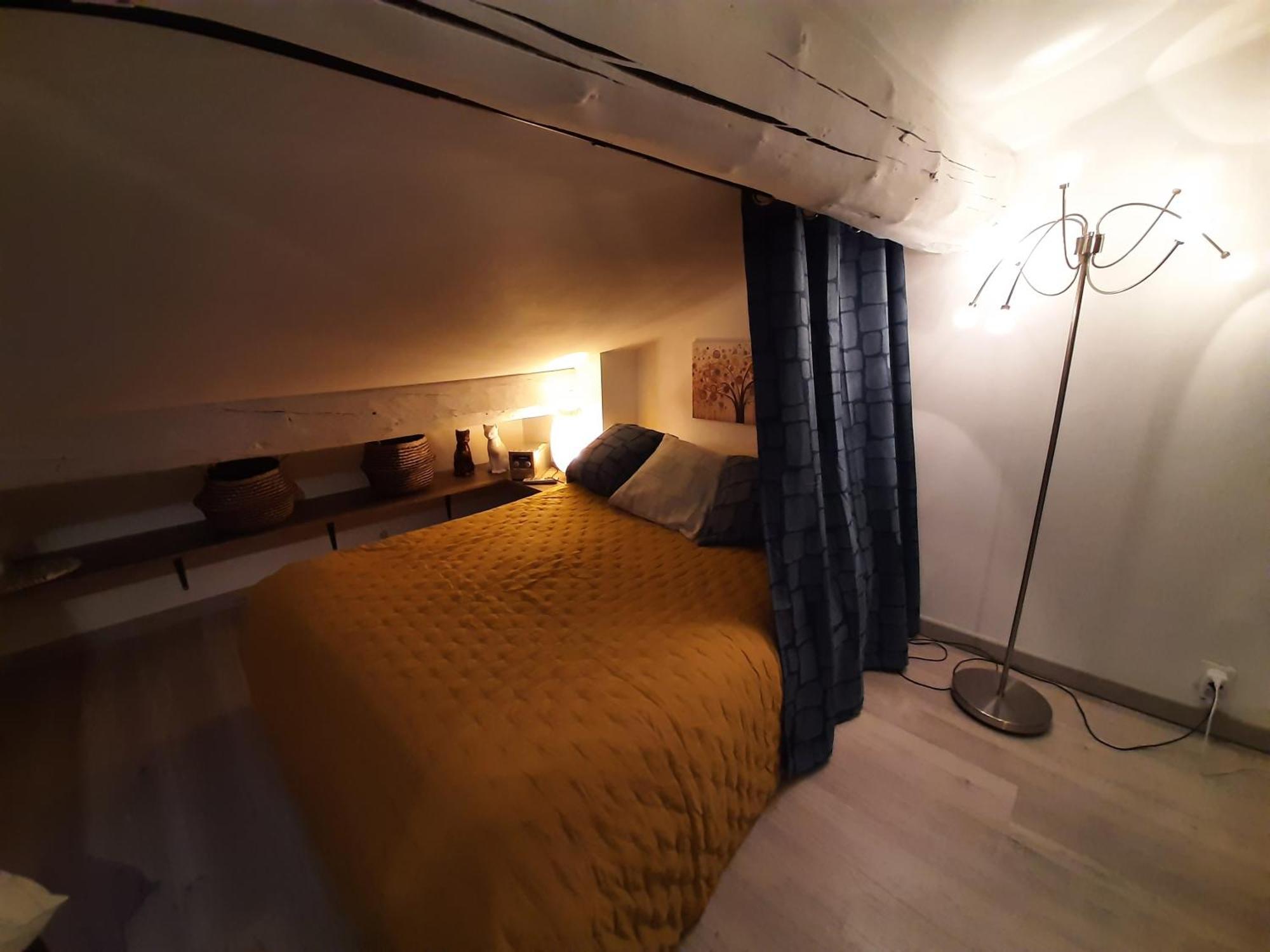Un Nid Sur Les Toits Avec Terrasse Apartment Apt